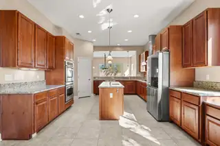 370 Zuni River Circle SW Kitchen