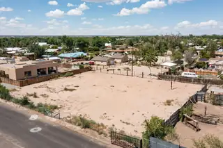 411 Camino Espanol NW 