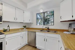 396 Pyrite Drive NE Kitchen