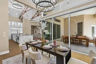 11800 ANAHEIM Avenue NE Dining Room