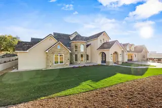 11800 ANAHEIM Avenue NE 