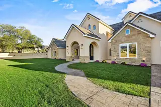 11800 ANAHEIM Avenue NE 