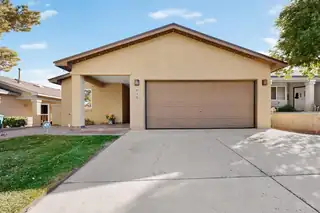 616 Sedona Meadows Drive NE, Rio Rancho