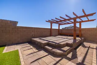 6816 Cleary Loop NE Patio