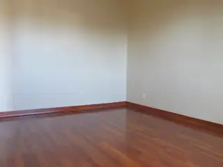 10105 Malaguena Lane NE 