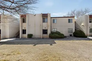 901 Country Club Drive SE APT G, Rio Rancho