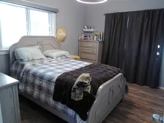 2201 7th Street NW Bedroom