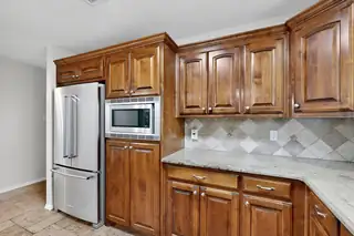 12708 Punta De Vista Place NE Kitchen