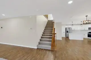 7001 Zinnia NW Kitchen