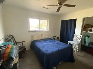 1106 W Leonard Avenue Bedroom