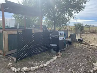 1106 W Leonard Avenue Patio