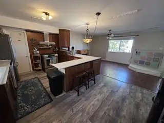 1106 W Leonard Avenue Living Room