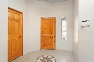 2020 Sydney Lane NW Living Room