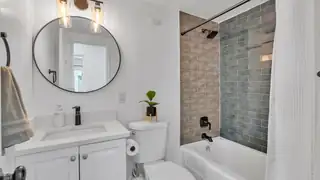 2504 Valencia Drive NE Floor Plan