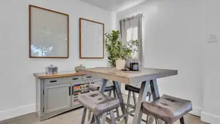 2504 Valencia Drive NE Dining Room