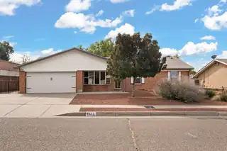9812 Admiral Dewey Avenue NE, Albuquerque 