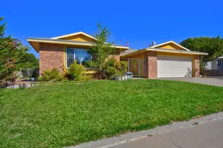 6909 Welton Drive NE, Albuquerque