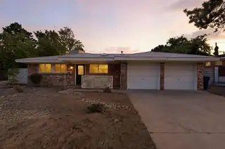 8221 Connecticut Street NE, Albuquerque