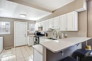 701 3rd Street SW Kitchen