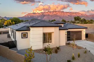 6725 Akademeia Loop NE 