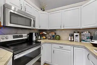 8325 Ruidoso Road NE Kitchen