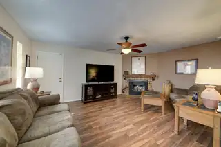 504 WESTERN SKIES Drive SE Living Room