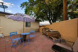 5152 CONSTITUTION Avenue NE Patio