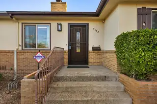 5152 CONSTITUTION Avenue NE Kitchen