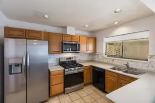 188 Storm Mountain Road SE Kitchen