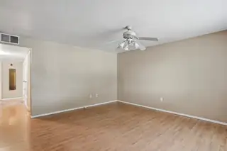 232 Shirley Street NE 