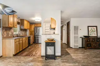 11008 Morris Court NE Kitchen