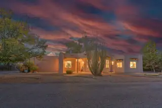 337 Nara Visa Court, Los Ranchos