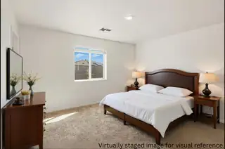 904 Calle De Los Lilias Bedroom