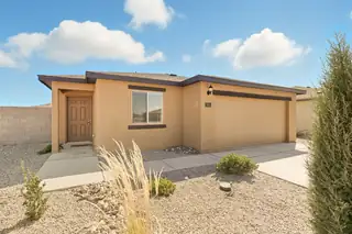 904 Calle De Los Lilias 