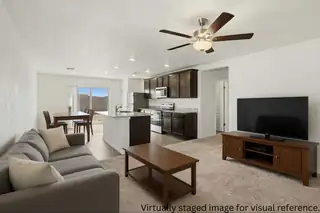 904 Calle De Los Lilias 