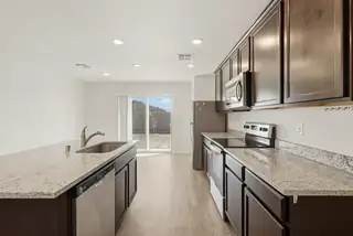 904 Calle De Los Lilias 