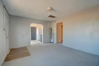 318 Wisconsin Street NE 