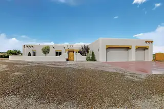 413 MISSION HILLS Road, Estancia 