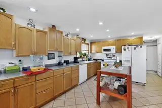 3473 Main Street NE Kitchen