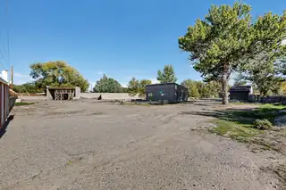 3473 Main Street NE Dining Room