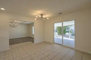 3505 33rd Circle SE Living Room
