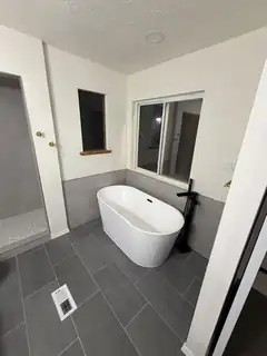 320 TARPON Avenue SE Garage