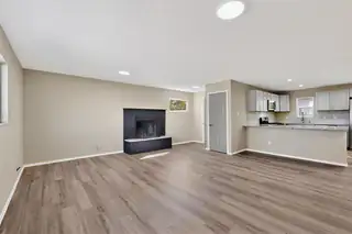 1135 Lillie Drive Living Room