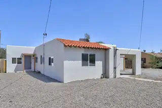 4616 9th Street NW, Albuquerque