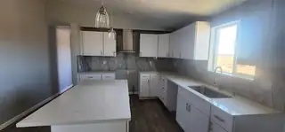 71 Coyote Loop Kitchen