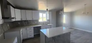 71 Coyote Loop Kitchen