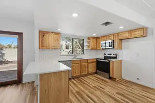 6917 Marilyn Avenue NE Kitchen