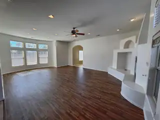 4629 Spanish Sun Avenue NE 