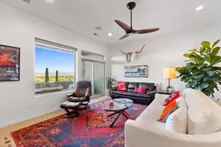 1632 Cliffside Drive NW Living Room