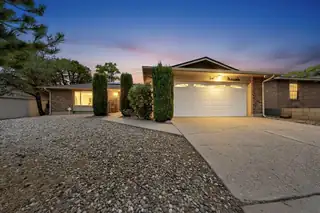 1322 Monte Largo Drive NE, Albuquerque
